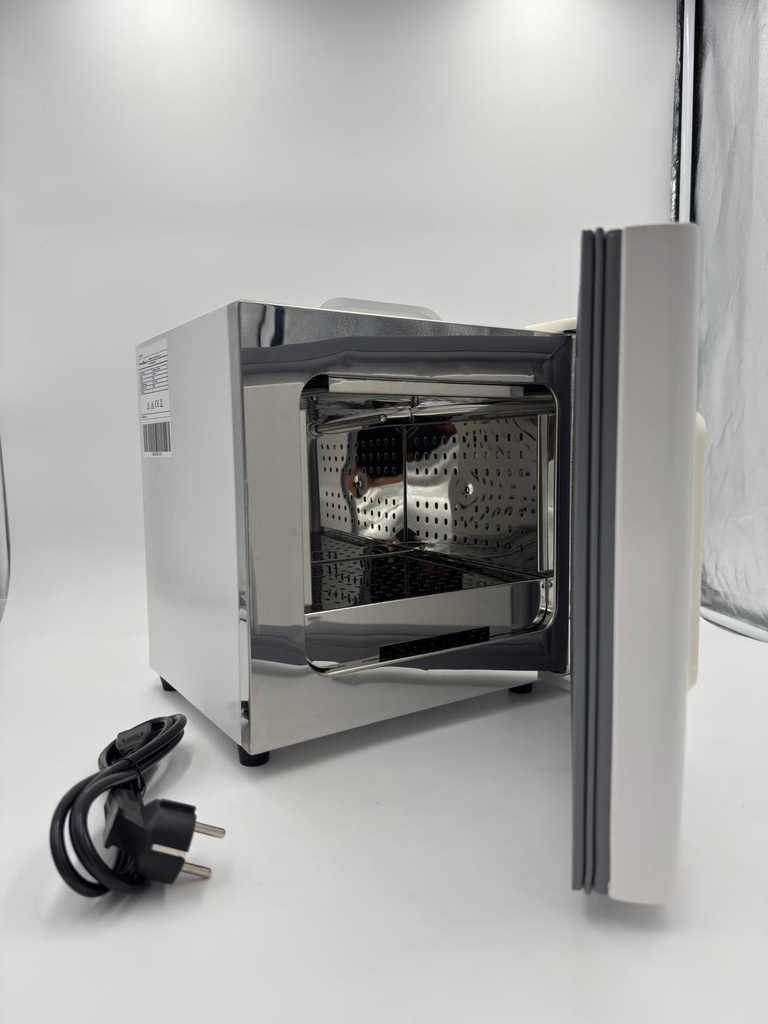 HyLab Incubator to 50°C -7,5L